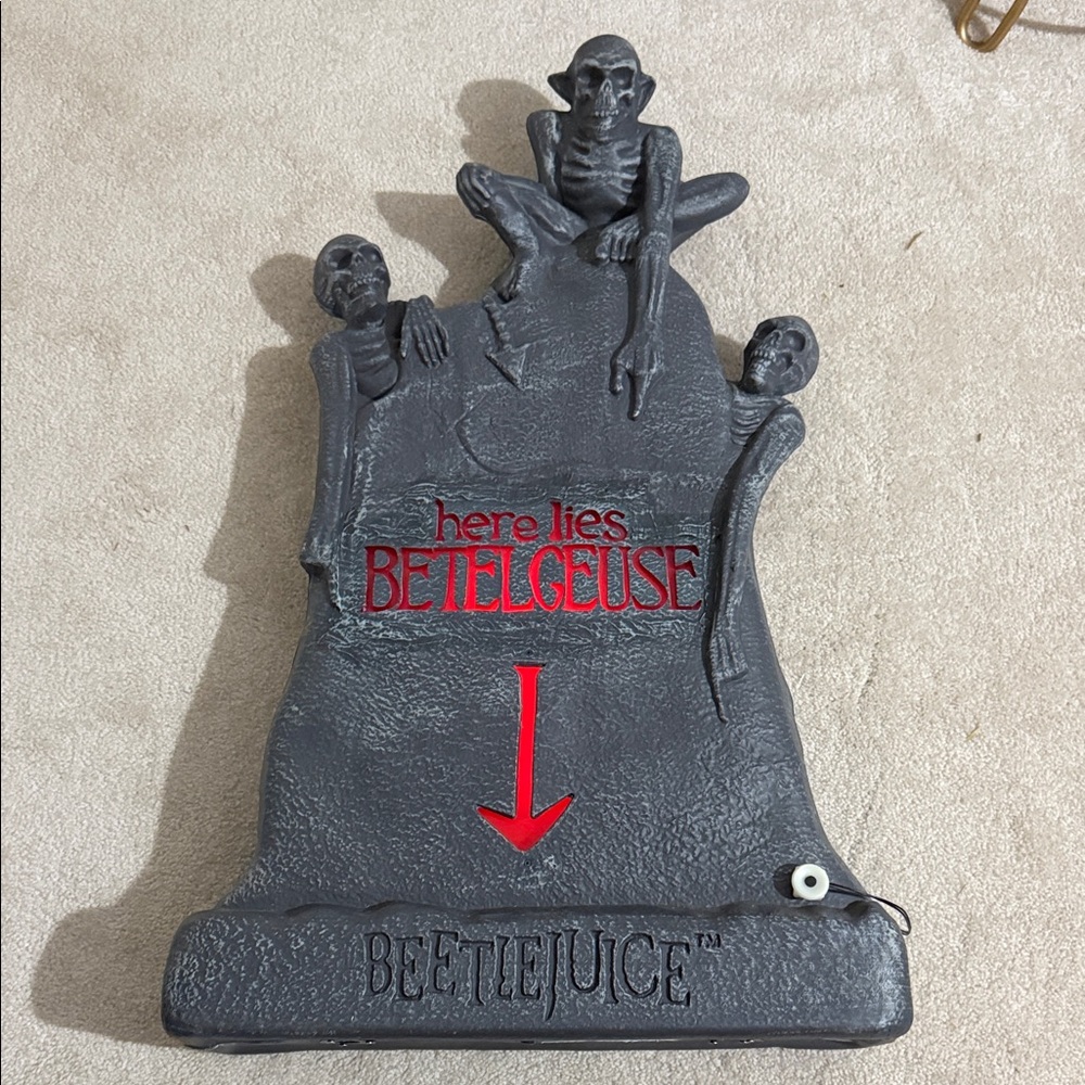 Gray Beetlejuice Tombstone